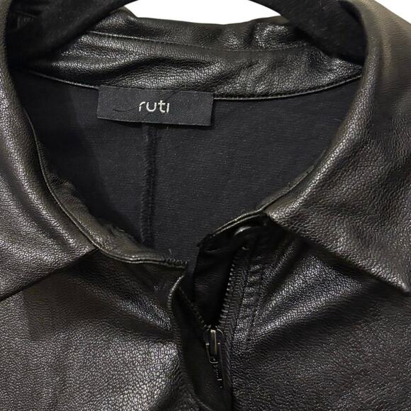 Ruti Black Faux Leather Zip Up Trench Coat Size Small Medium - Picture 2 of 5